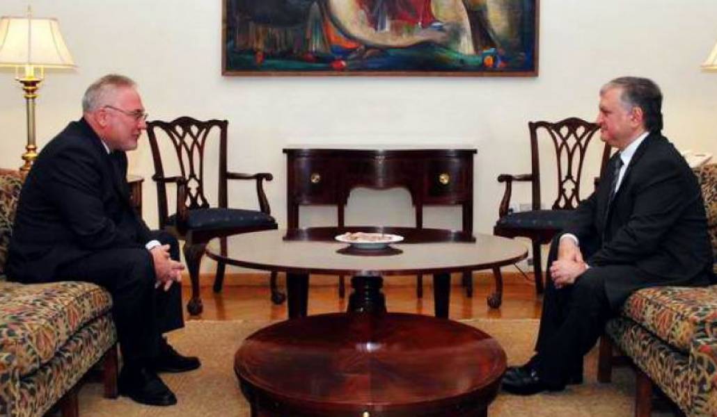 c55b3e65f929e23731061b325dd23ba7