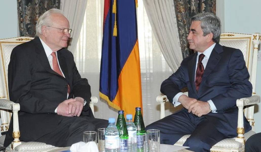 efa7863406d5d353fb50ead3a233cad3