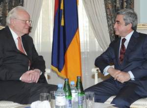 Issue of Atomic Energy Station was discussed