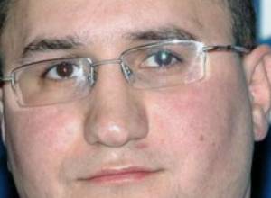 Azeri officials mount the high horse