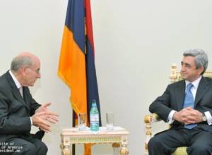 Ambassador handed his credentials