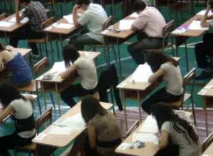 Entrants complain of literature questions