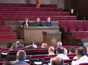 Discussion of amendments delayed till tomorrow