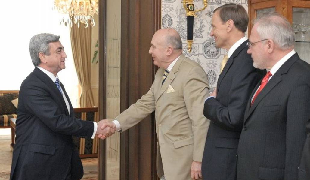 306c6ab0a5aa3a5f25c5953e37946a81