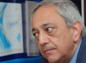 Papazyan is still undecided