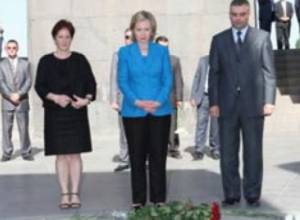 Ankara expressed its discontent over Clinton’s visit to Genocide Memoria
