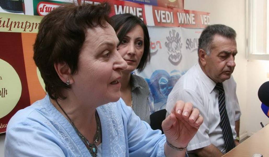 4a7f180128a23d28cdd3b90fca07dc29