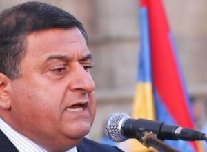 Jhangiryan urges RA authorities to resign