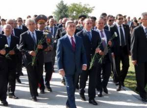 Serzh Sargsyan visited Yerablur