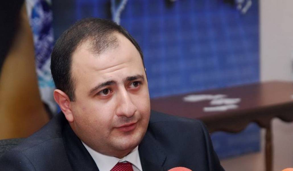 71f27ac869f848f0342a64407629ef03