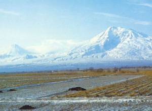 “Light of Armenia” put on display in Paris