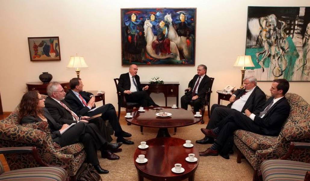 75300b987def3d5d33ea384e0b6255b2