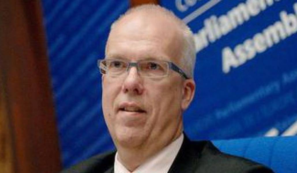 693c7b92b476cca378d398201e60f48e