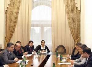 Armenian PM receives Gazprombank Management Board Chairman