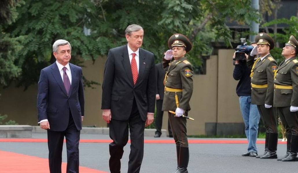 1765bec37caffa4b117e1a978cc7a5a4