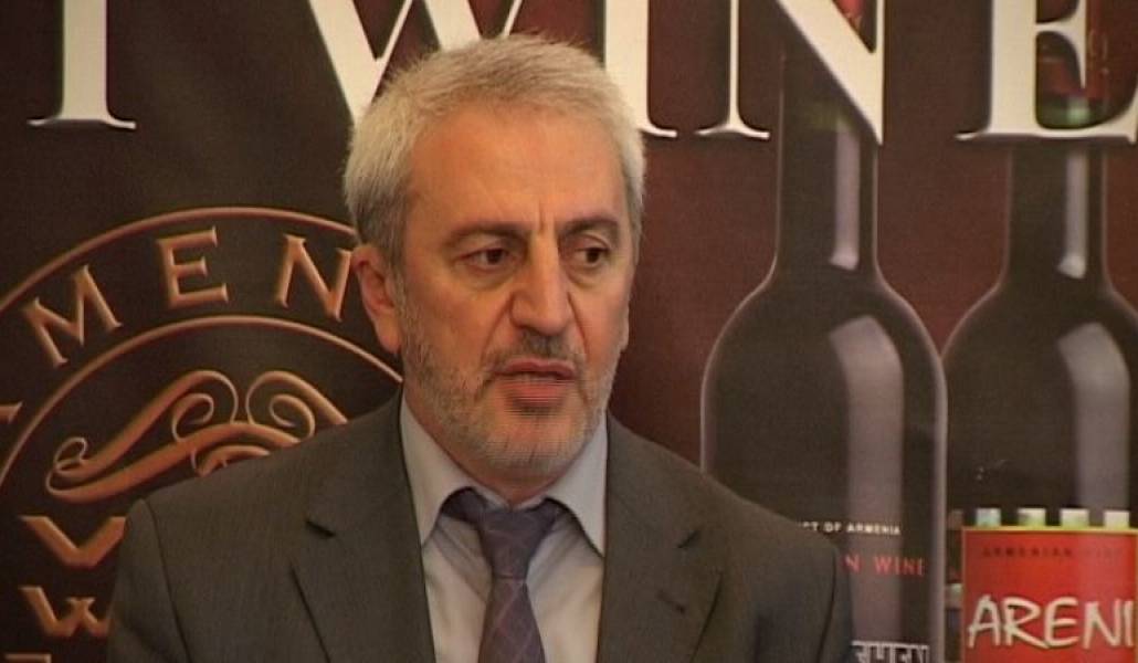 54ad7c6b3e3de178b03f08e062c3b8fe