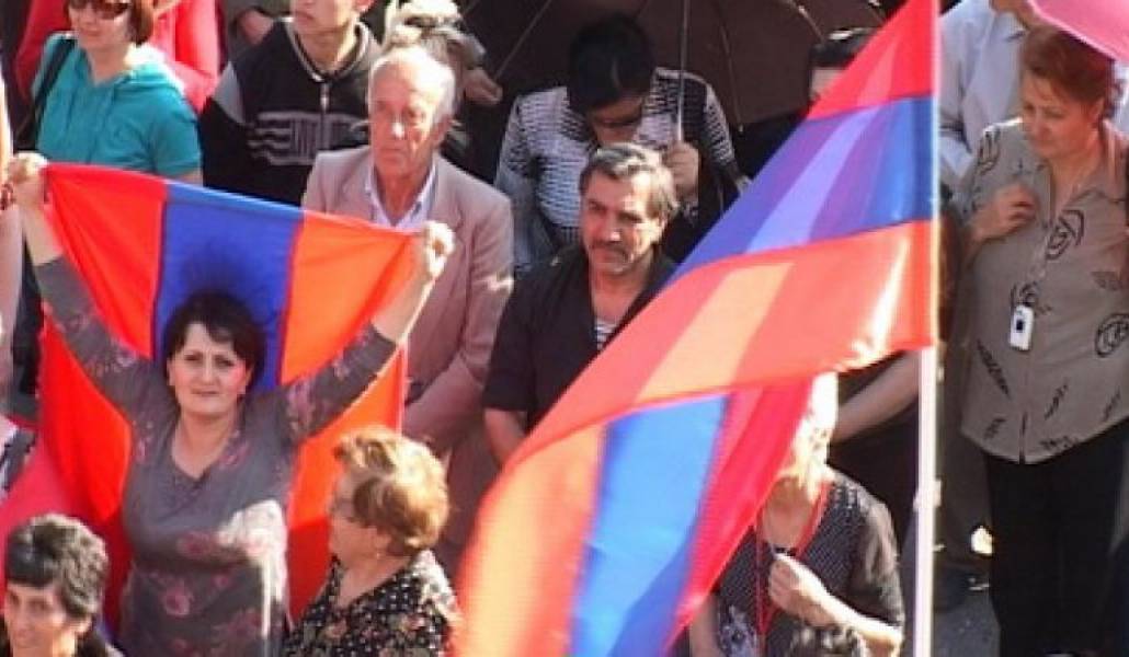 b0d6f6324cc7576a2349083a62552a25