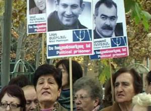 Protesters address letter to CoE