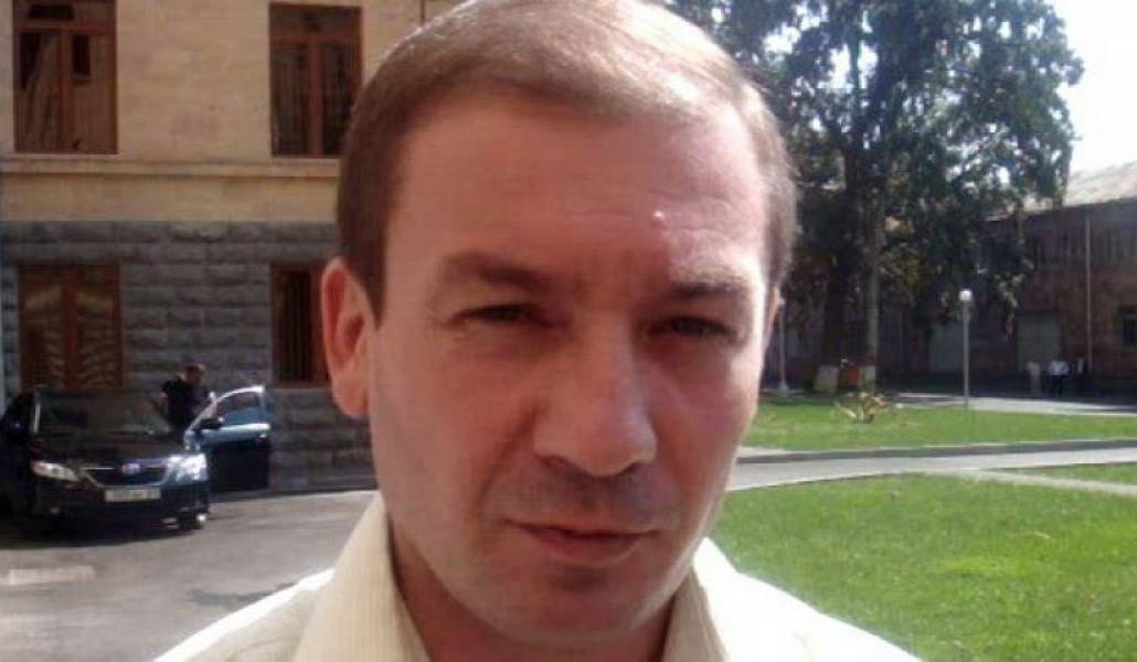 f851c1cd534ce5e9dcc68dbe4f81bd51