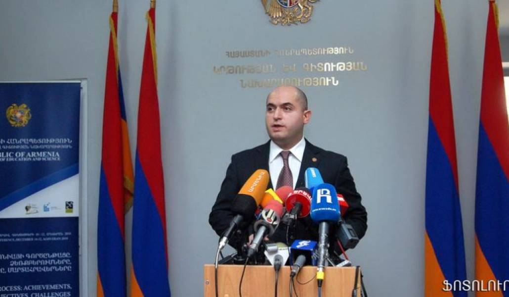 91c7f4512e1890f88e6714545bfa9176