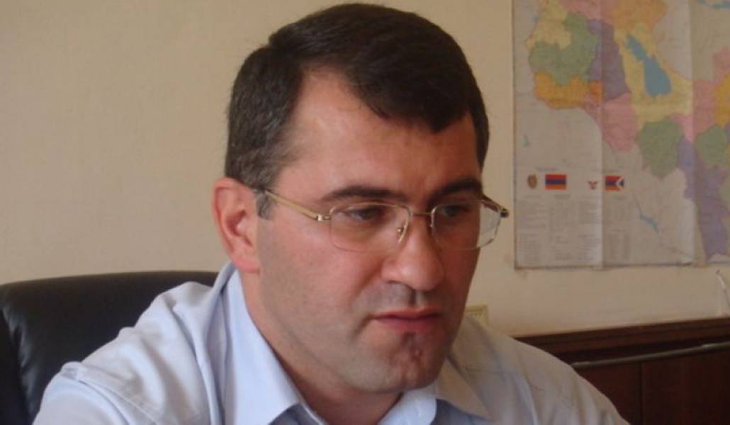 242b2cebee3d034779e8bf2a7eda6fcb