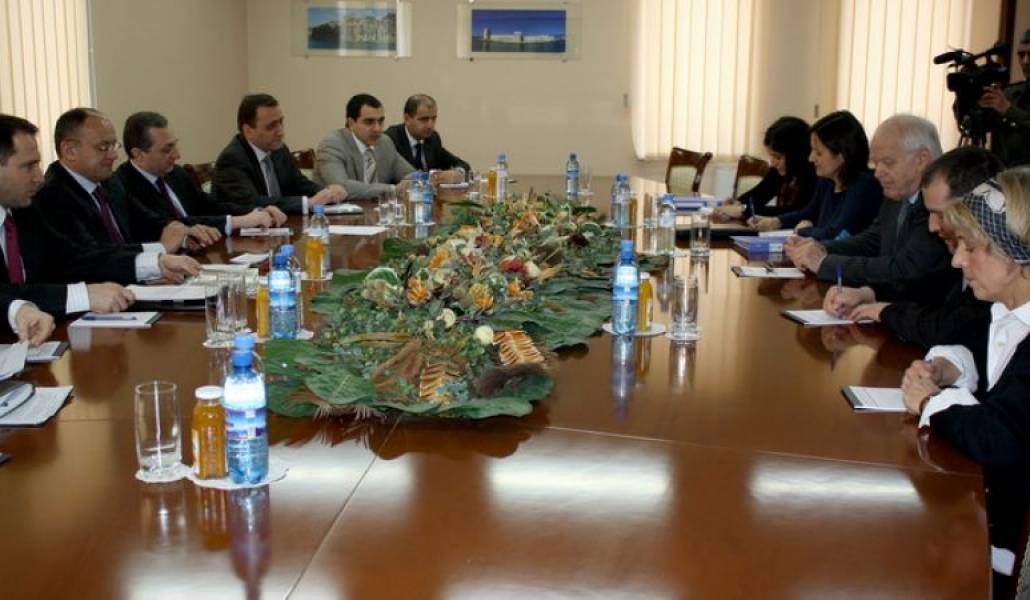 2dbc62c2de2ae80677df21873aa22c51