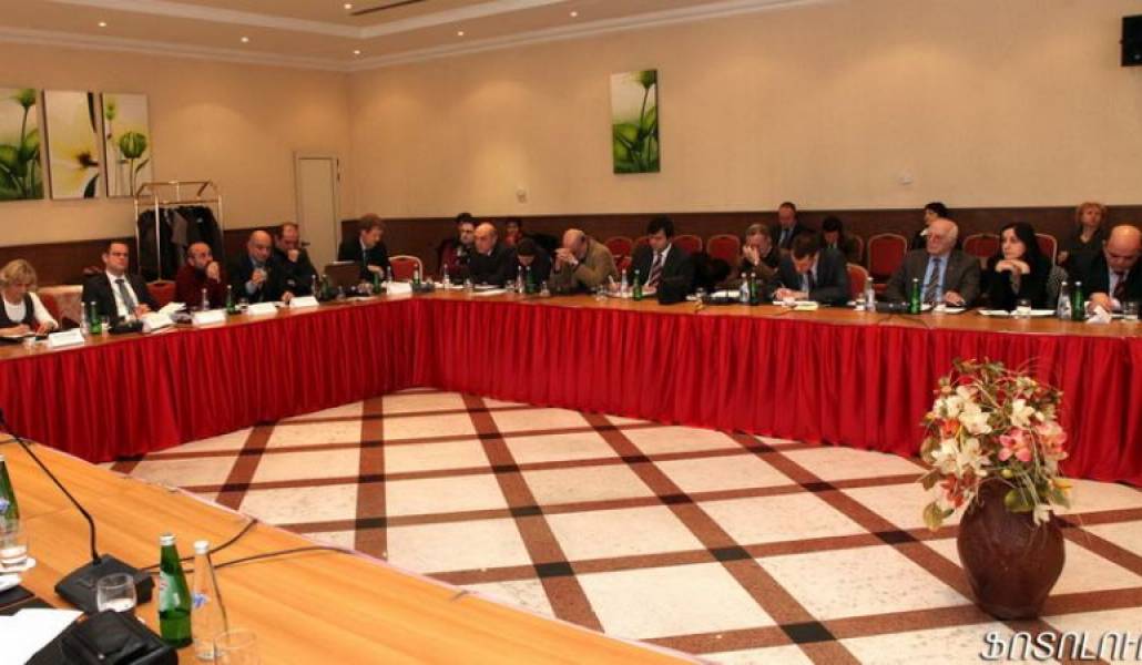 00e1887f31017ed4643f1f8369e11153