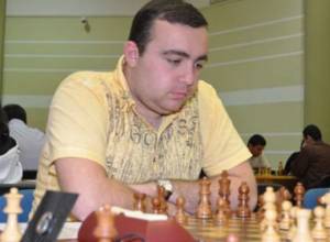Tigran Petrosyan beats Nikita Vitiukov in Aeroflot Open 2011