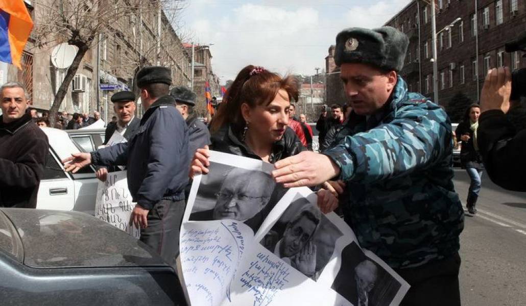 809d63c88f9df3be82143cf228f2f6ea