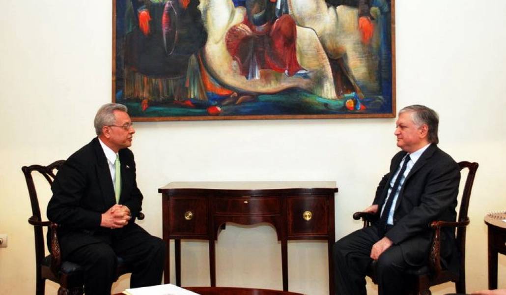 fed69aa6aca82185b9694ea4ed395dde