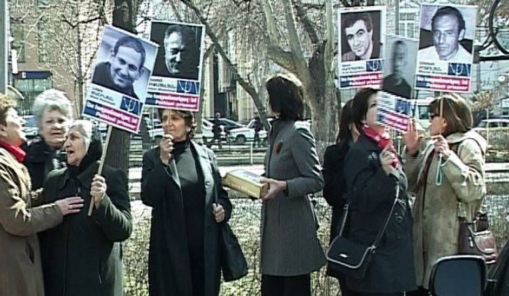 f44a93d2cddac447946fb75a1c9a4ef3