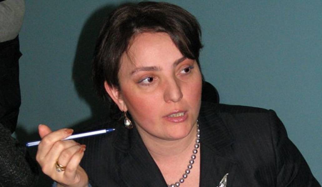 d0b4317e8b406ce55e266bed5840f028