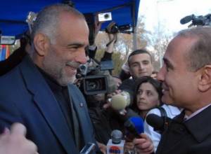 NA Speaker urges Raffi Hovannisian to stop hunger strike