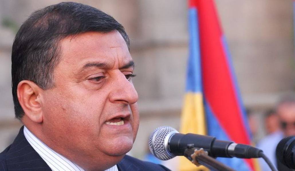 5e5026699eab03c860fe3abc4d1ecc11