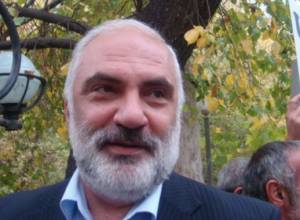 Rubenyan quits HAK: vows to keep silent till Apr. 28