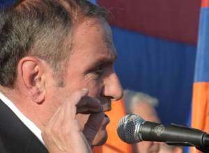 Ter-Petrosyan apologized to the political prisoners