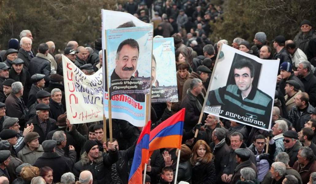 08a7cc10ce28f14d24c5d60a52ddfbd2