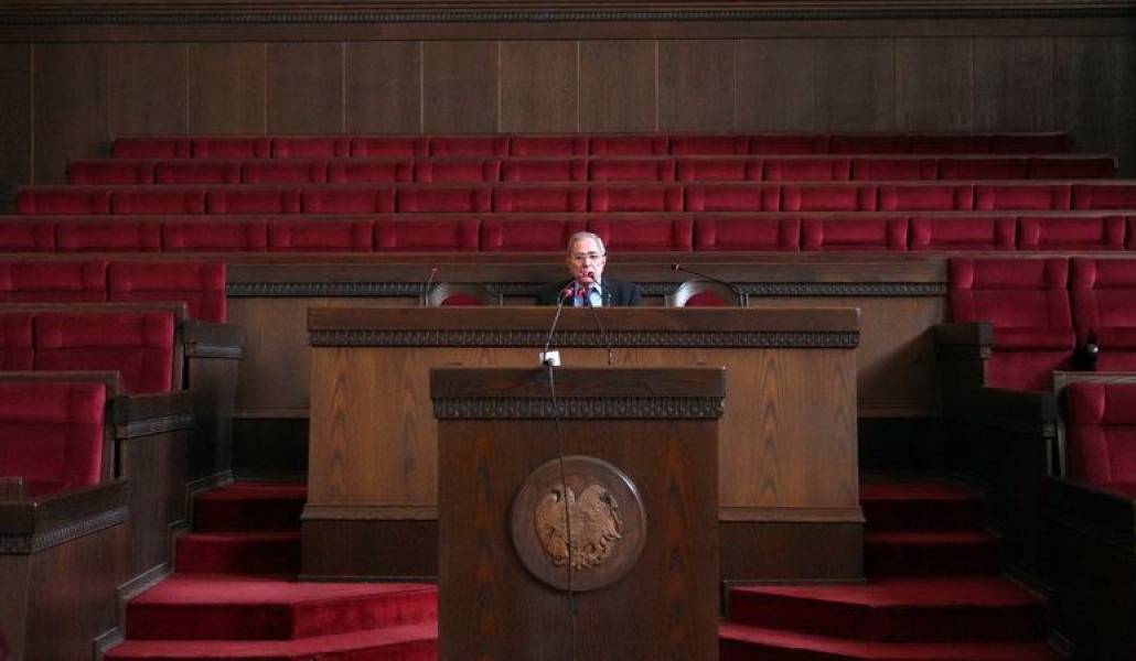 dbd3a083cff1e39ceac5888c4e52d1cd