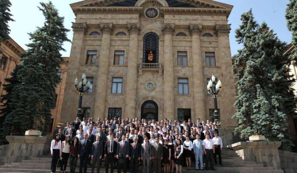 4d283d5975f31dd6a4c90a38580510de