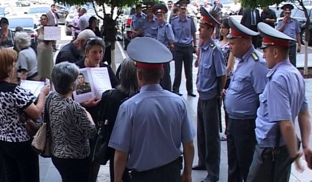 e3af428bef6b81df09fbcbe49bee7c3b