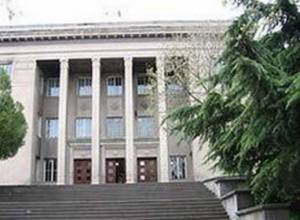 Armed soldiers break into South Ossetian Parliament