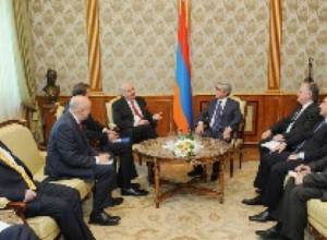 Serzh Sargsyan receives Co-Chairs