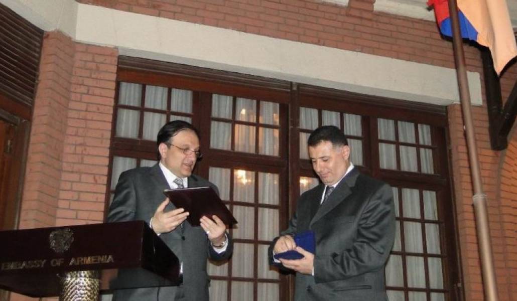 c26d53776ff3849edcee62033ba12fa7