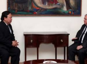 Armenian FM receives Ambassador of Thailand