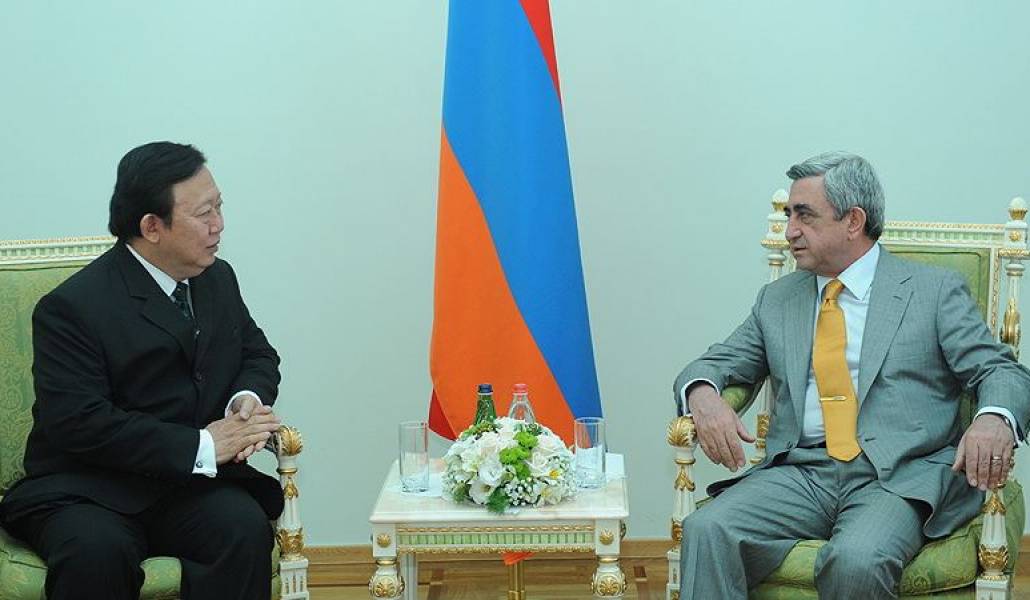 d22300adeb8c5a97b6bdf2dd26ed5a49