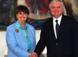 Minister receives Baroness