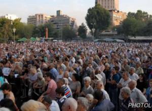 “Don’t play with the people’s patience”