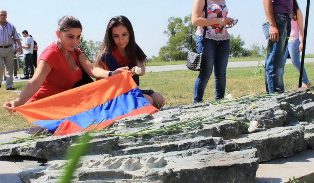 f2fbca490b9a3a92ce459b32b16e27c3