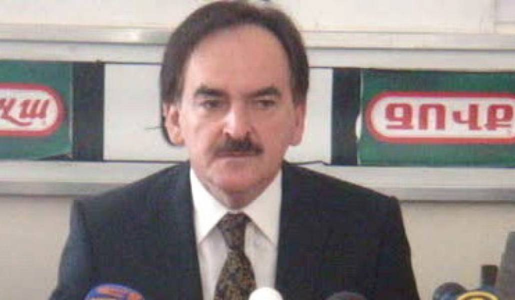 4efb3fbc3e7503d93c43a7a4df416d1d