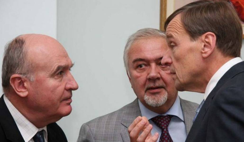 efa45ac344cff12a42804e0f87f626c0